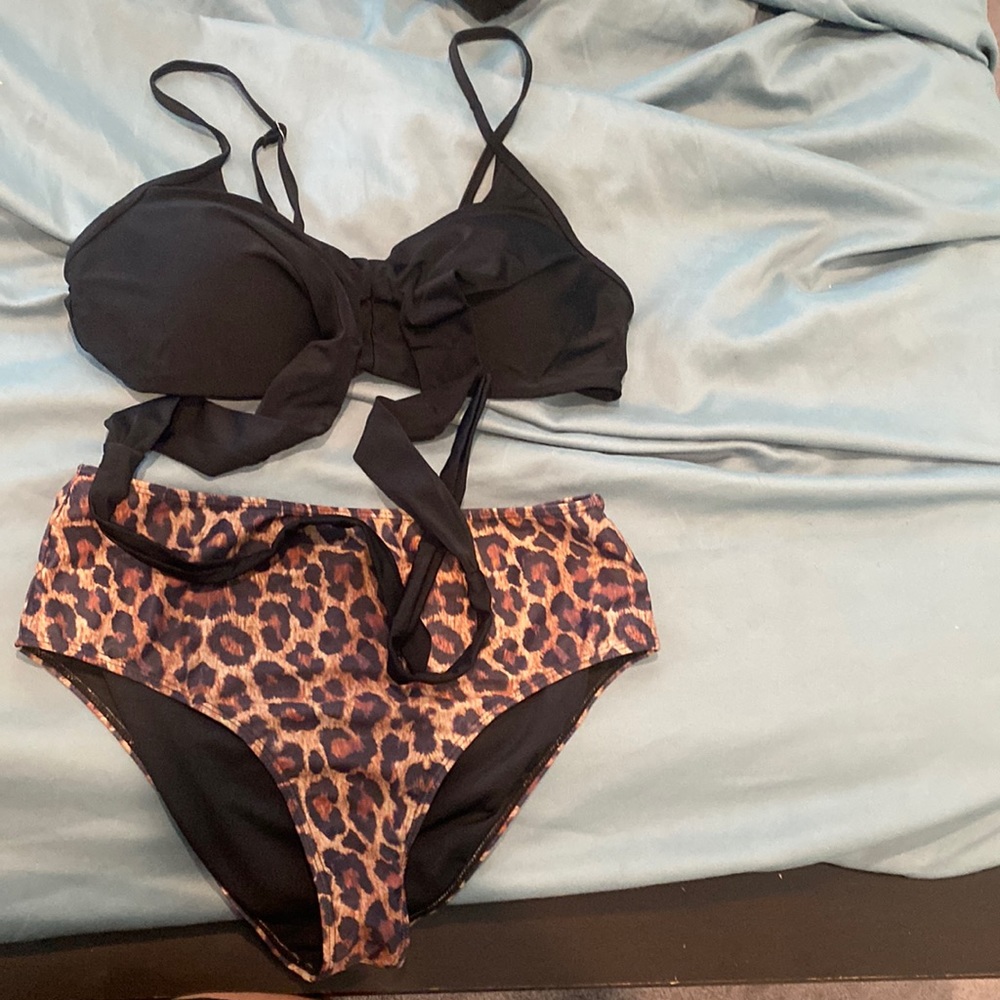 Padded bikini with wrap around pieces for body